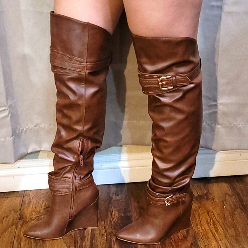 Shoedazzle boots